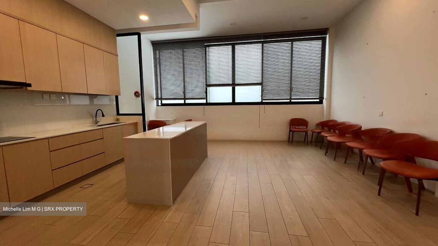 Elizabeth Drive (D23), Terrace #473859291